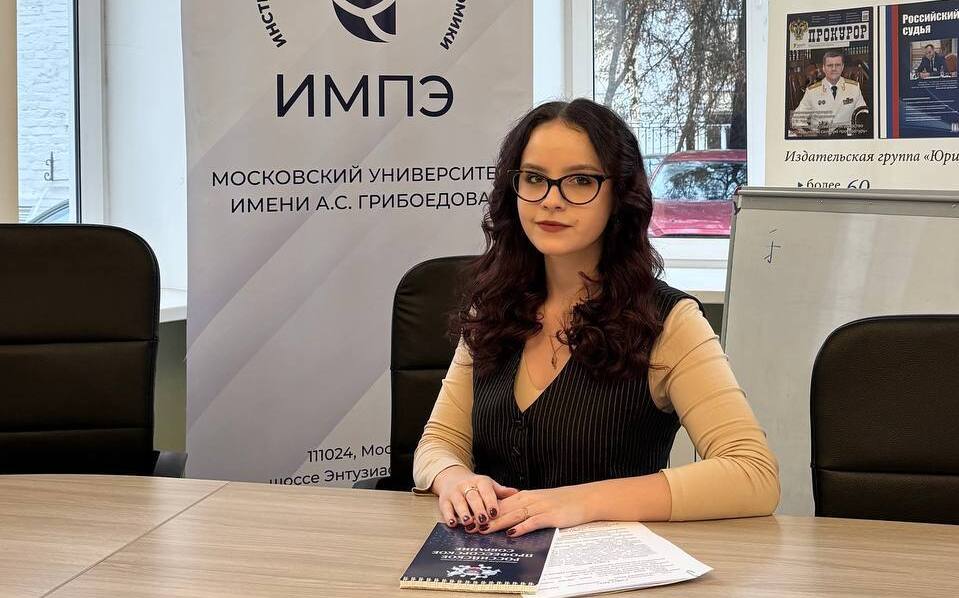 photo_5226567452676788075_y (1).jpg