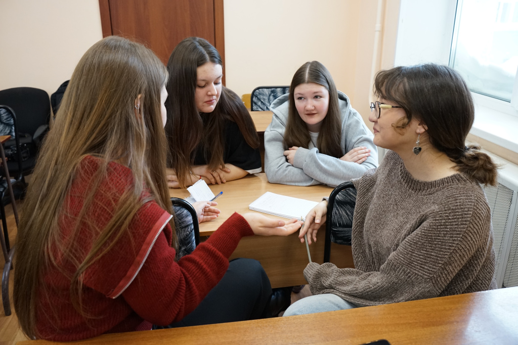 Командная работа участников